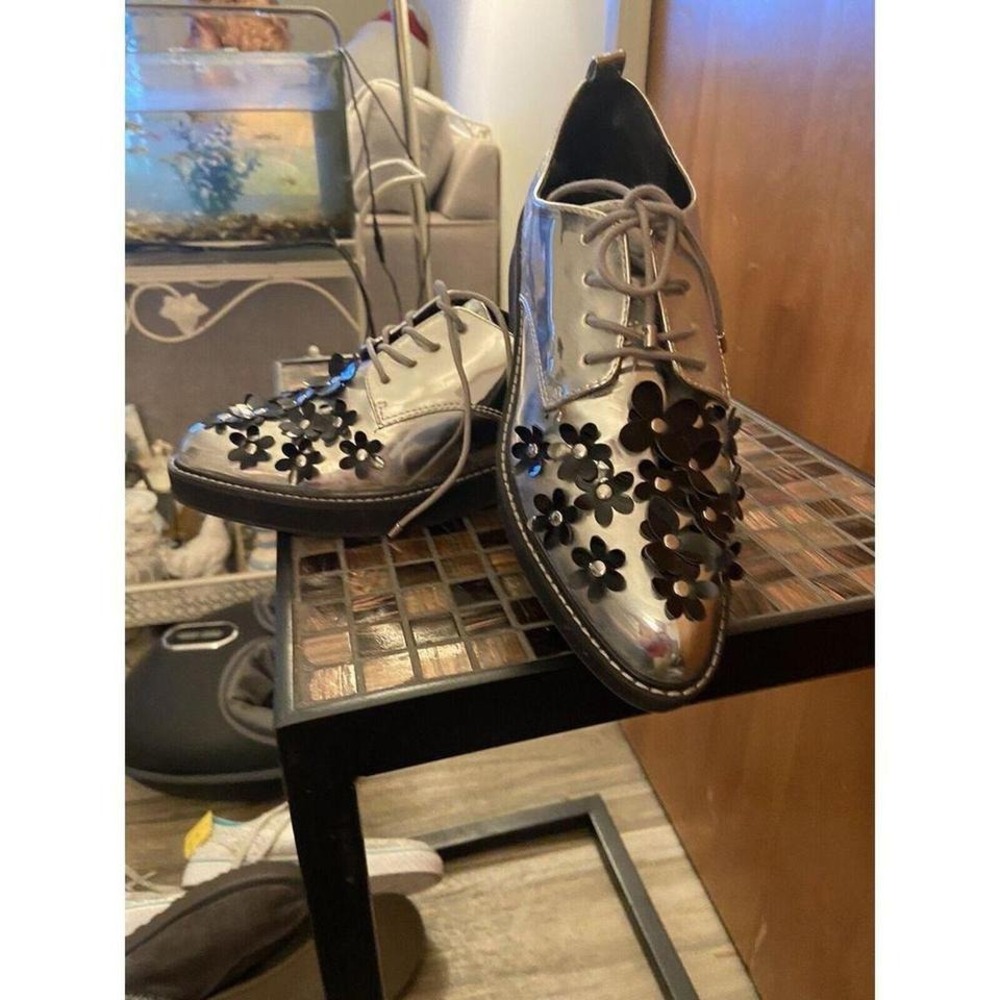 Asos Shiny‎ Silver Lace Up Oxfords with Black Flowers- Size 5-Beautiful